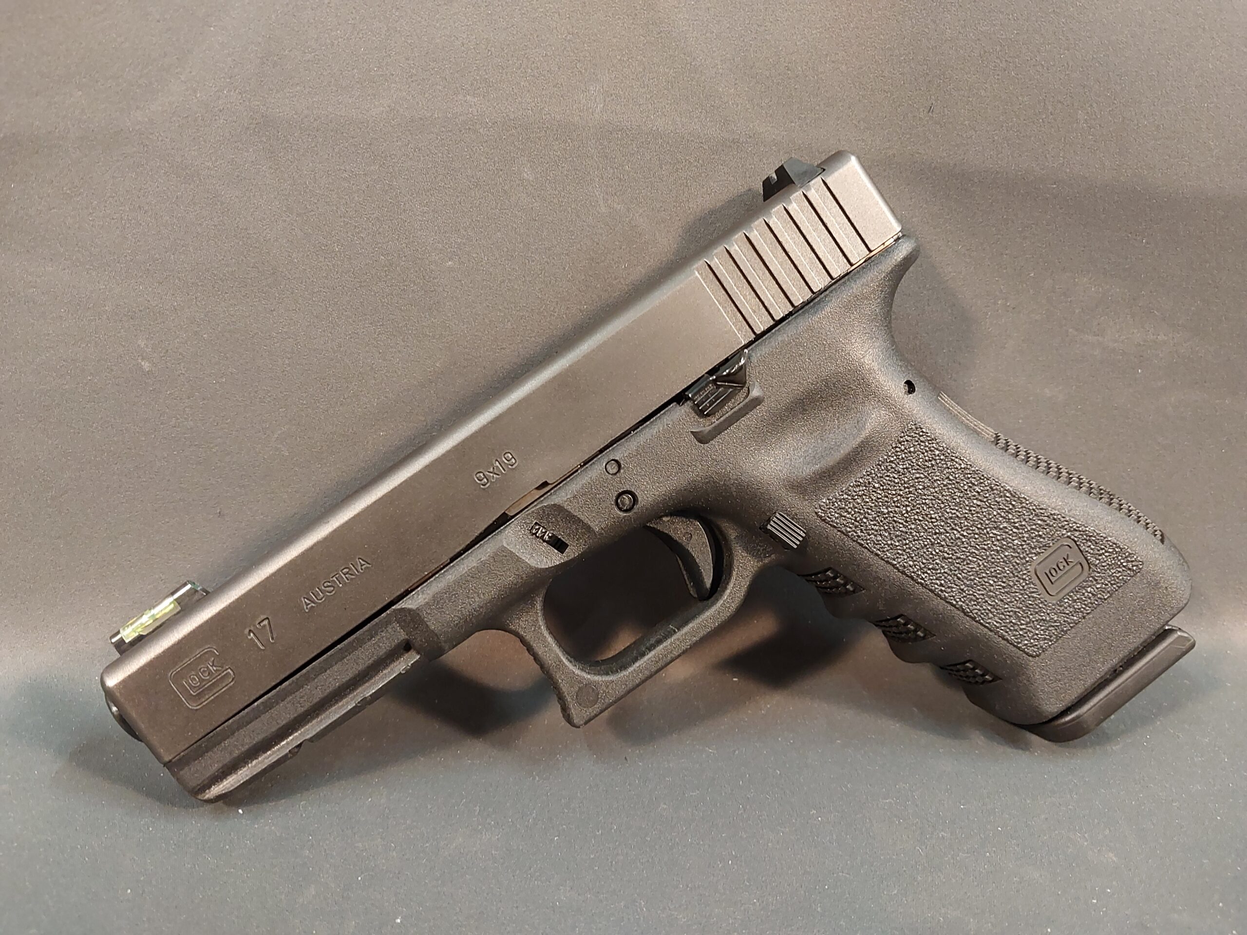 Glock 17 Gen3 9x19 - Image 2