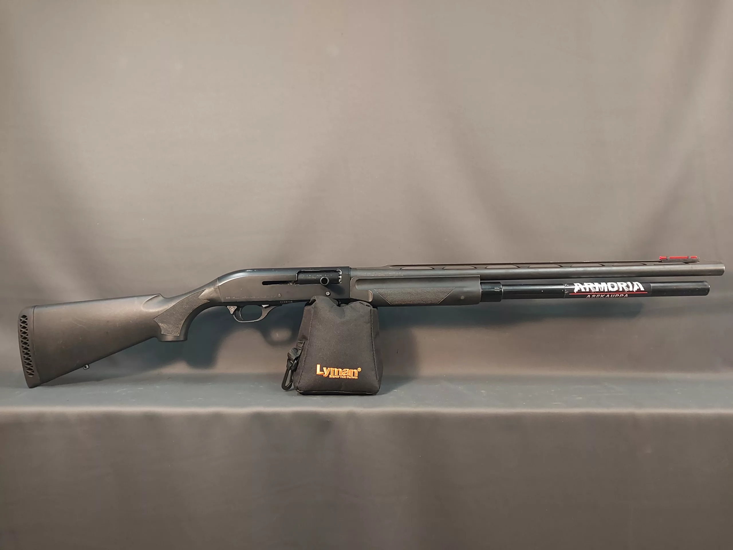 Benelli M1 Super 90 12/76