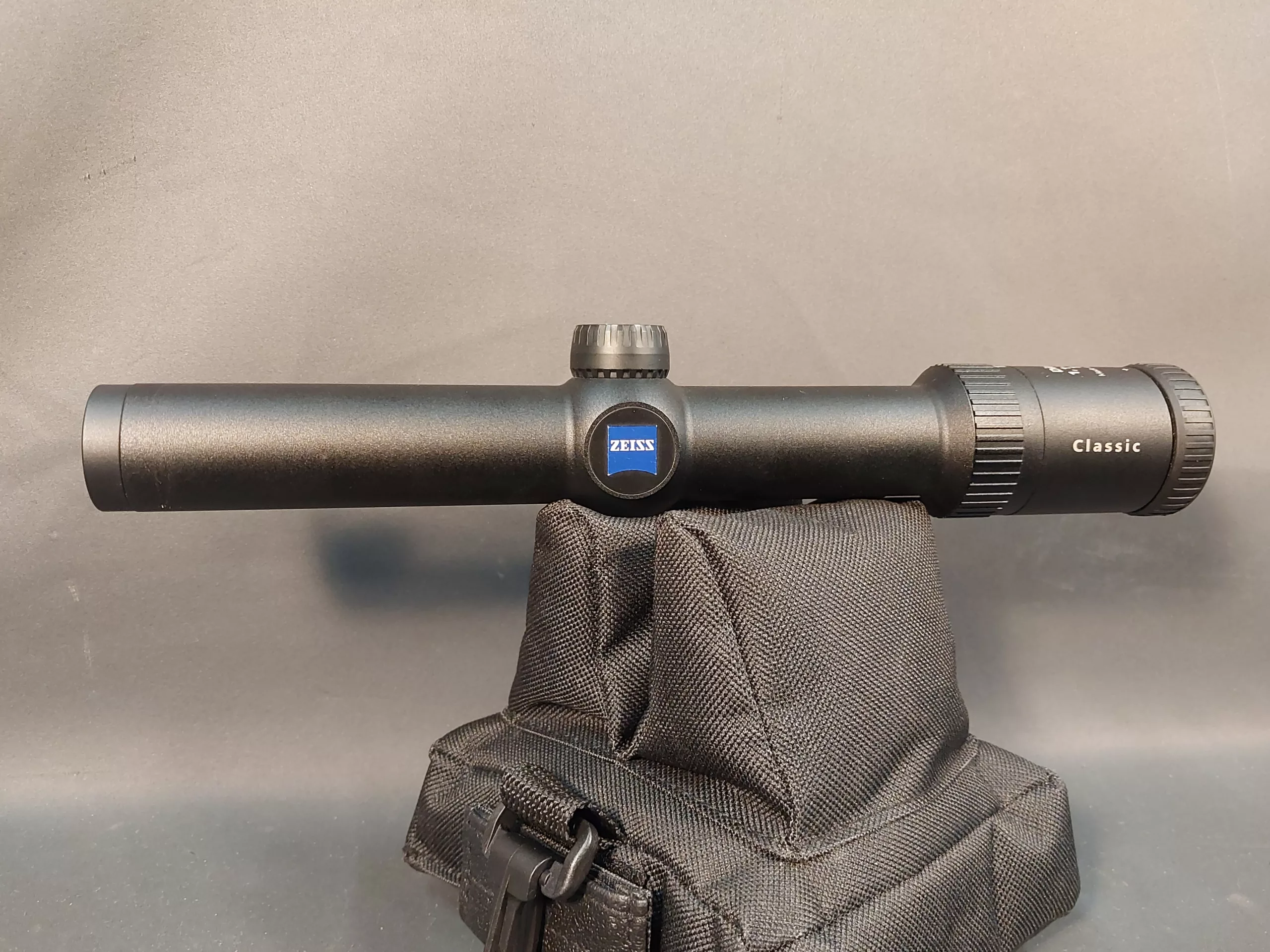 Zeiss Diavari 1,1-4x24T*