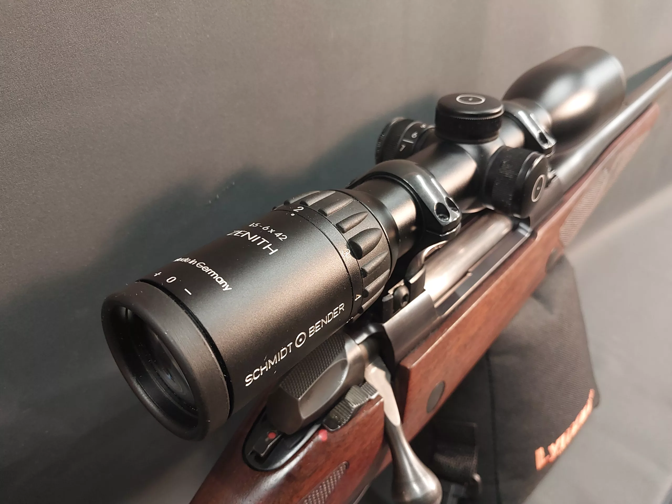 Sako 85 L .375H&H + Schmidt & Bender - Image 4